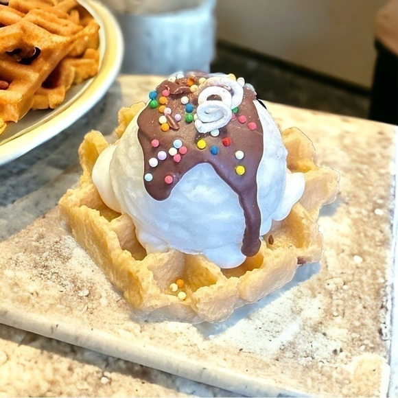 ⚠️SALE Candle // Waffles And Ice Cream Soy Wax Candle SEND OFFERS🥳 - Picture 6 of 6